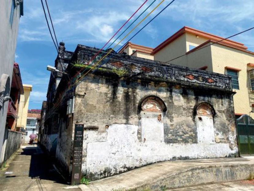 迈可杰逊拜访过的民居，如今已经空置。