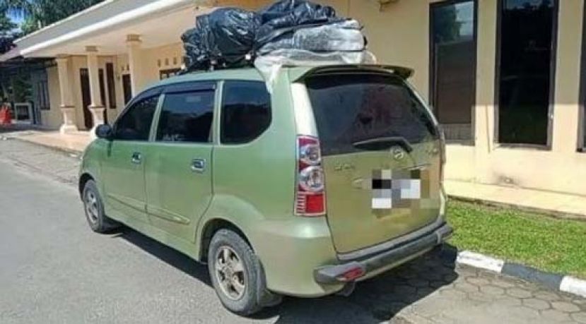 8人共车疑空调中毒昏迷，7人醒来发现1亲人已永别。