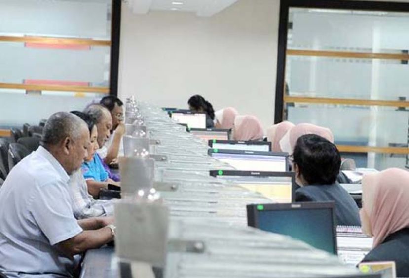 国内政府办公楼将继续重开。