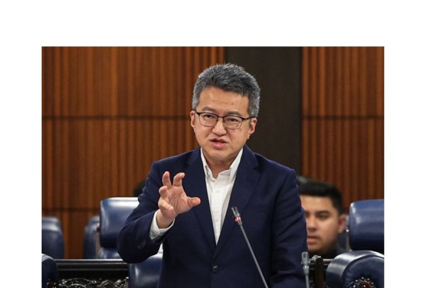 刘镇东。