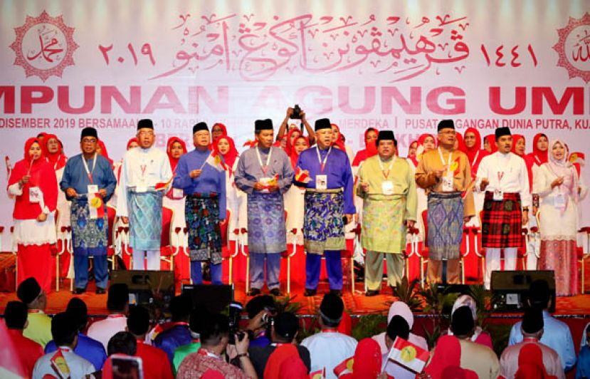 巫统领袖齐出席三臂膀代表大会开幕礼。