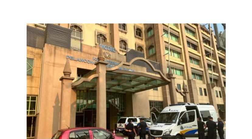 旅游部大厦 &ldquo;炸弹&rdquo;恐吓　警方向张庆信录供助查