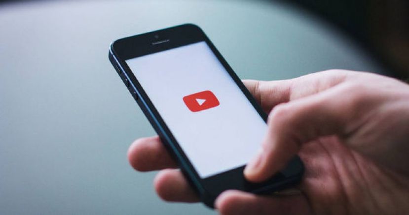 ●YouTube 19日宣布，最新的AI内容要揭露标签上线。