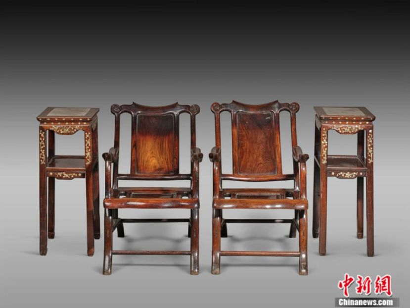 红木螺钿家具。