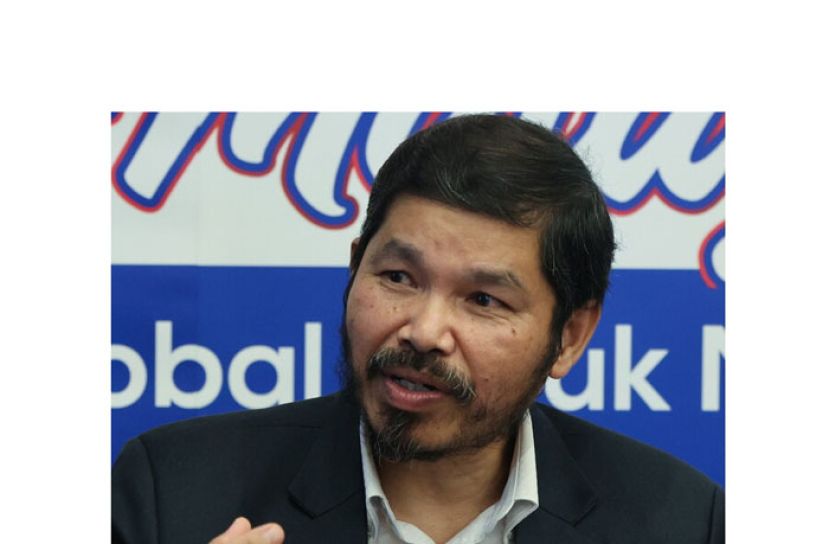 拿督斯里莫哈末乌兹尔。