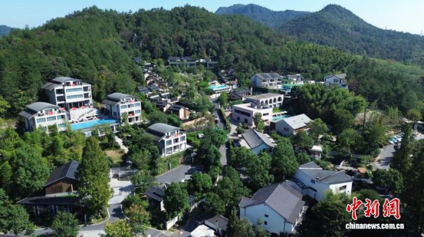 位于浙江省湖州市安吉县的小瘾&middot;半日村。