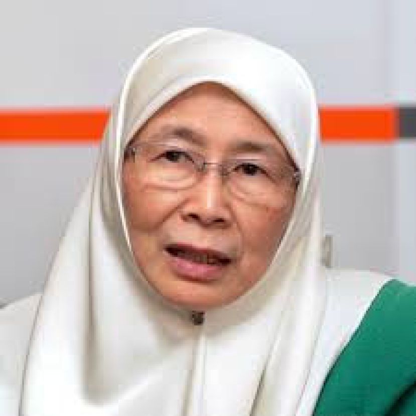 旺阿兹莎：家长应更严格且负责任监督孩子在社交媒体和线上游戏的活动