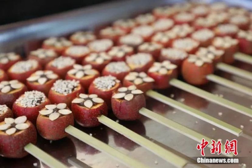 等待的“甩糖翅儿”的酸蘸儿。