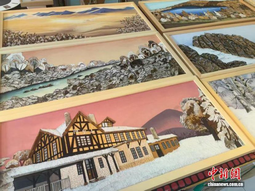 树皮画作品。