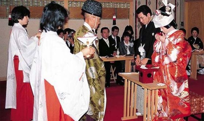 日本研究：婚姻法再不修法 2531年全日本人都姓佐藤。