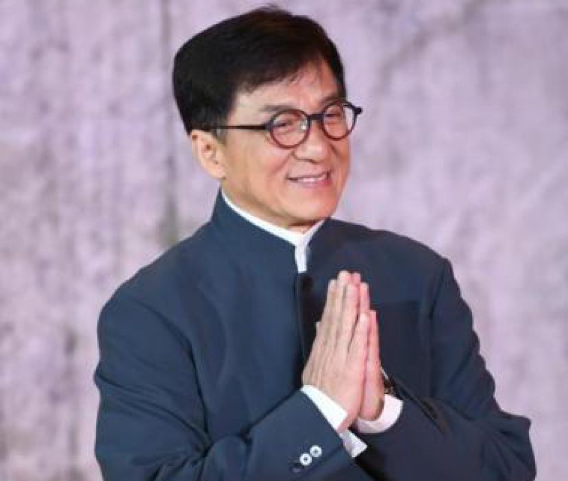 成龙发起“脱贫攻坚战 星光行动”   数十位电影人参与