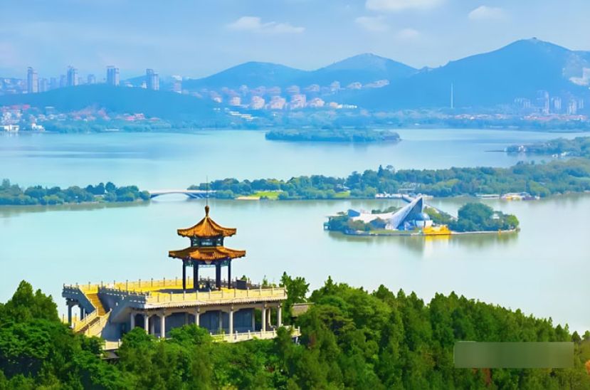 云龙湖风光。