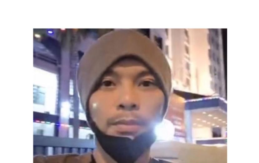黄明志。