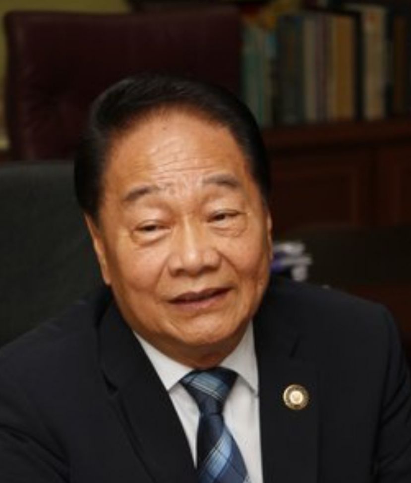 拿督斯里黄顺舸。