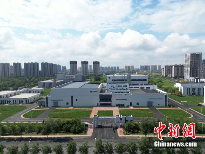 航天领域首个国家重大科技基础设施空间环境地面模拟装置正式运行。