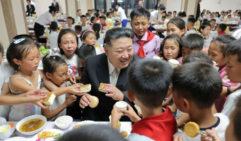 金正恩过着奢华生活，朝鲜人却穷到卖血维生，400cc鲜血换3kg米。
